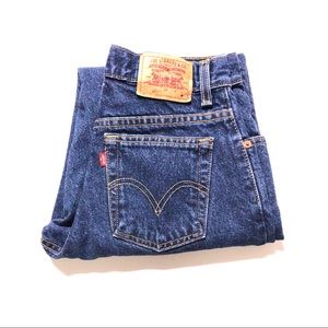 ♥️SOLD♥️Vintage Levis 550